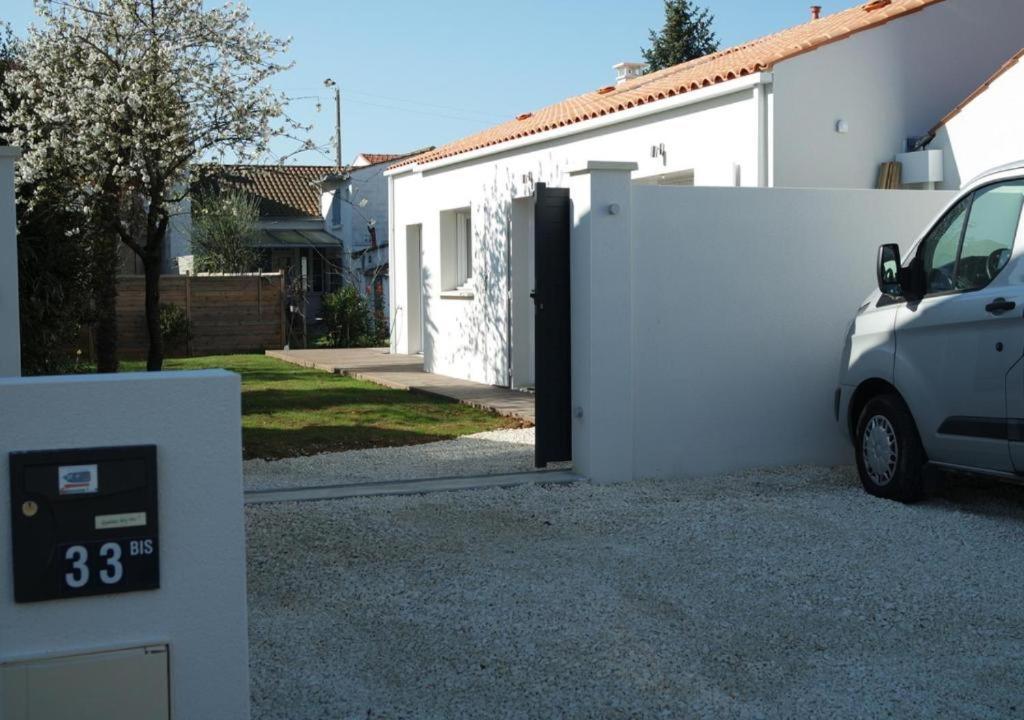 33 Bis Villa La Rochelle  Luaran gambar