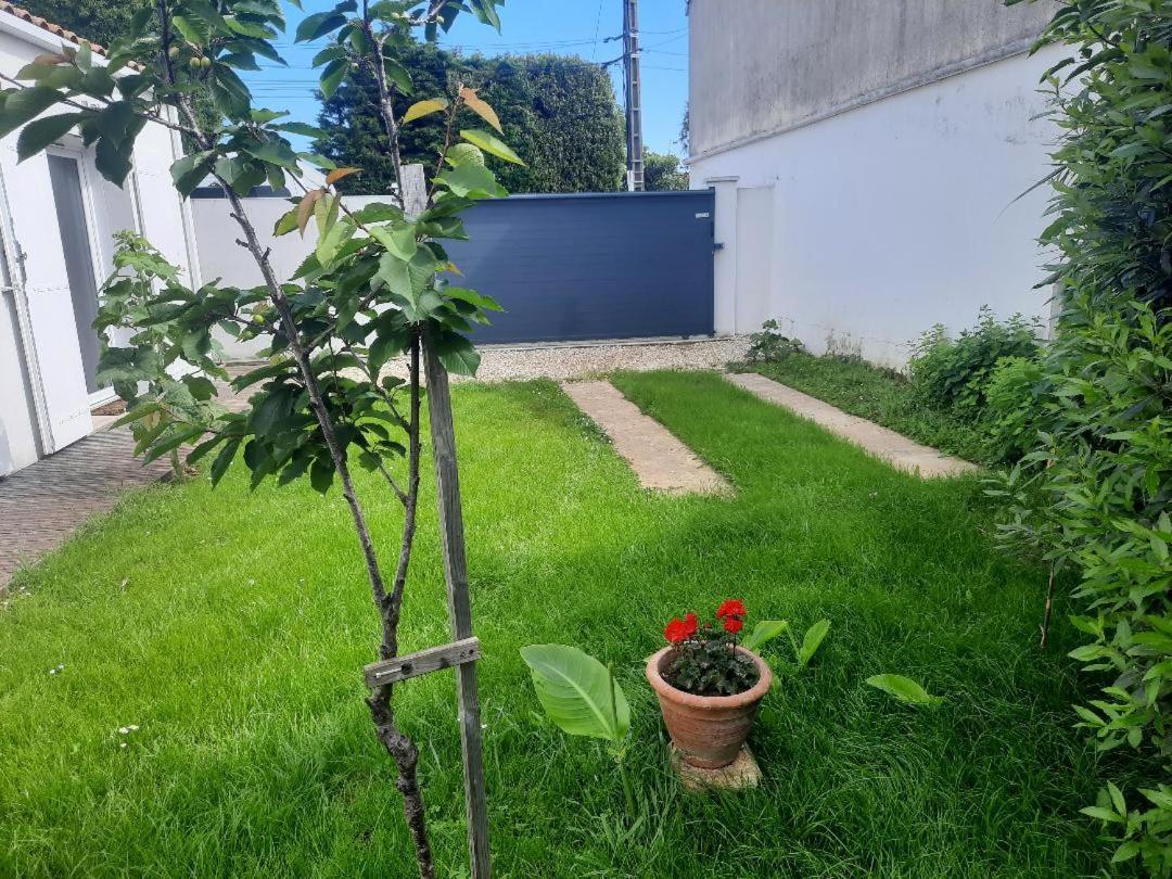 33 Bis Villa La Rochelle  Luaran gambar